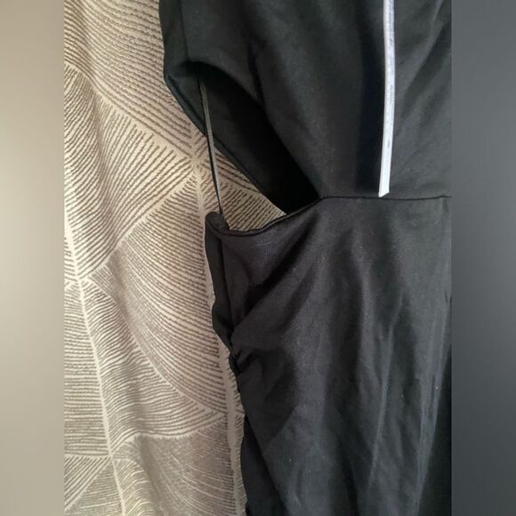 SUSANA MONACO Dress Sz Médium Black Ruched Cut Out One Shoulder NEW - Picture 5 of 11